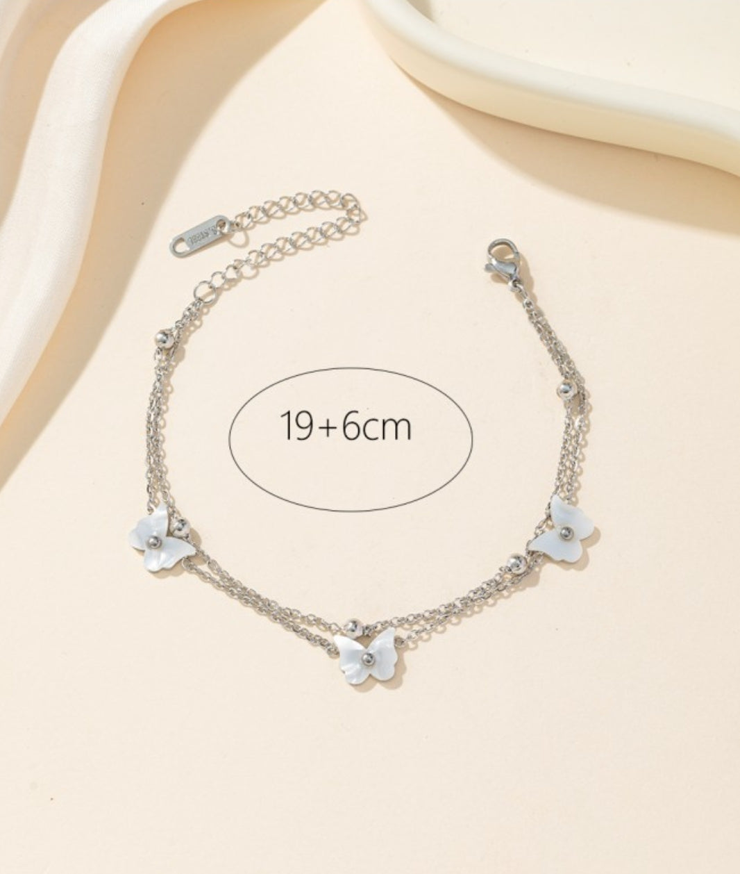 Bracelet ajustable avec des papillons