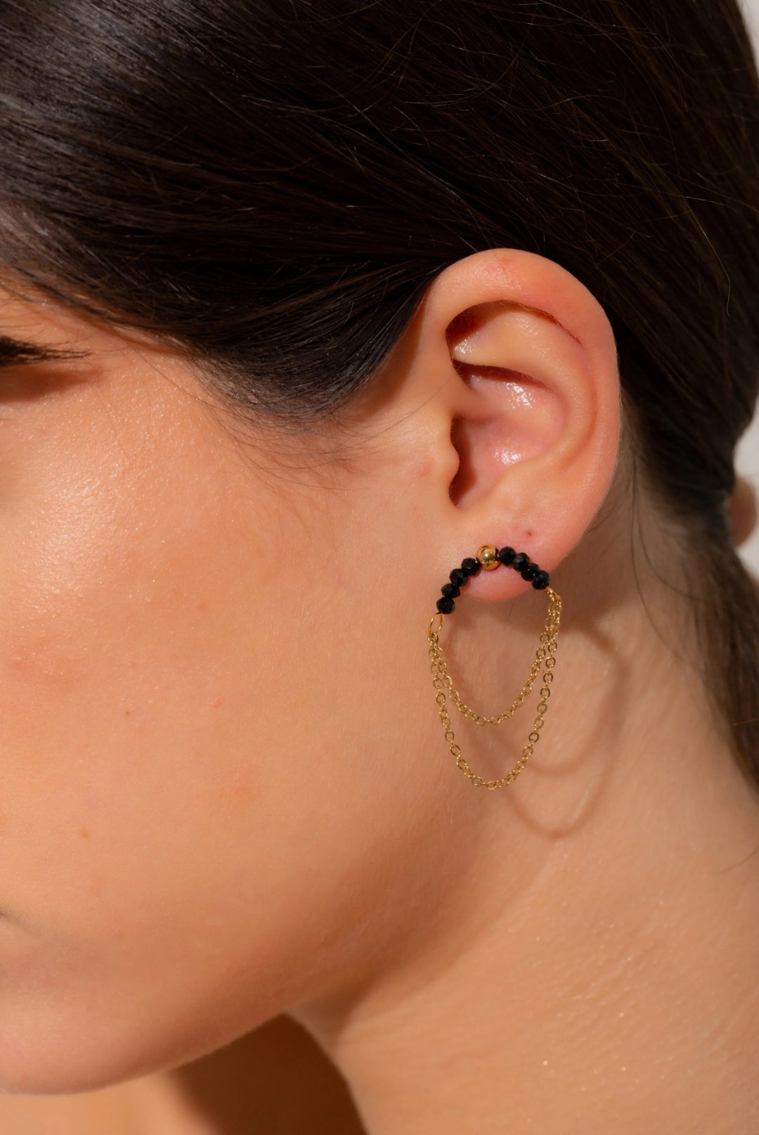 Boucle d'oreille Célia avec pierre noir